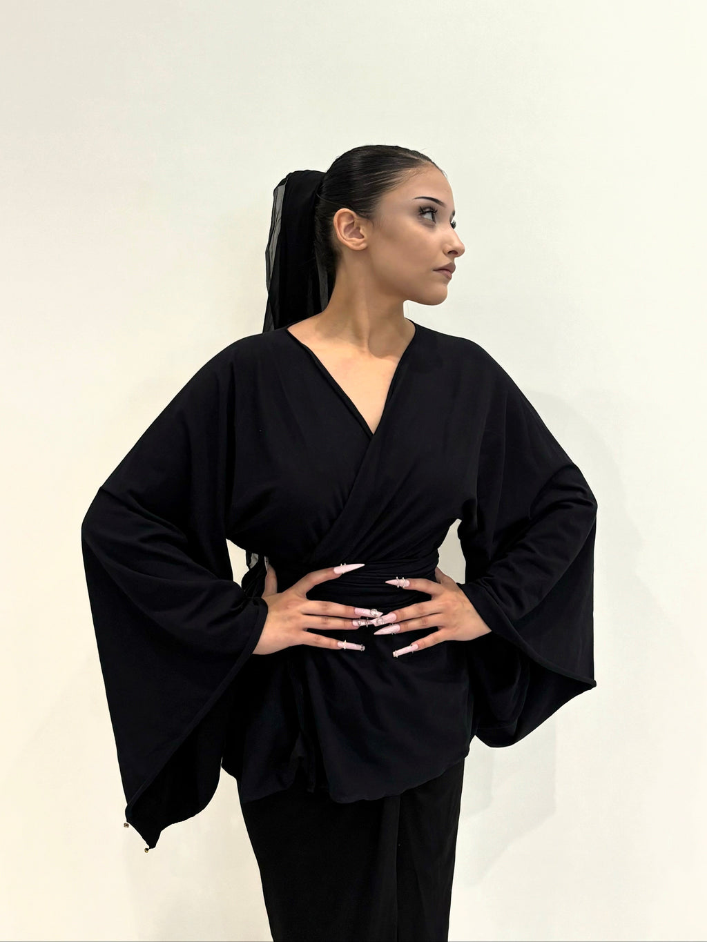 Kimono opaque noir KIORA - manches longues chauve-souris